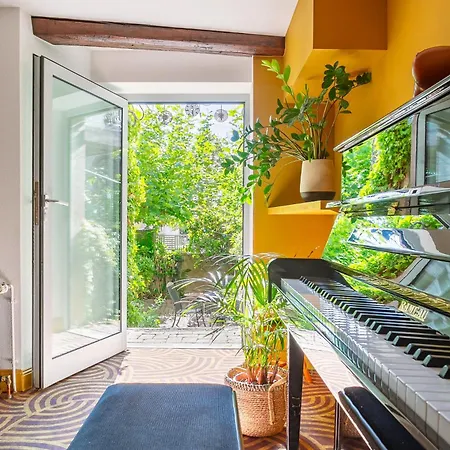 La Maison Des Oeuvres 3*