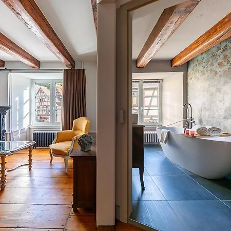 La Maison Des Oeuvres Guest house 3*