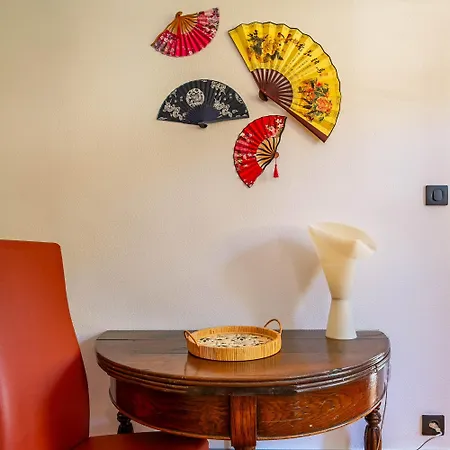 La Maison Des Oeuvres Guest house