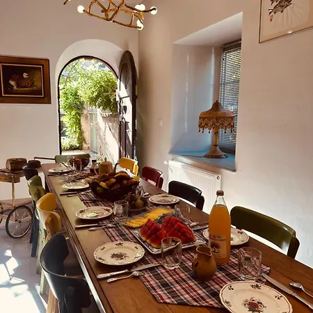 Guest house La Maison Des Oeuvres 3*